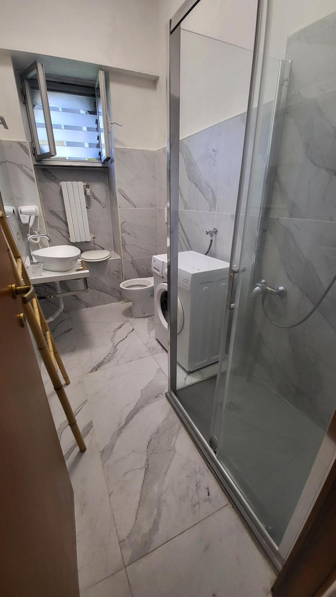 Toma Apartment Trilocale Moderno Per Max 6 Persone Milán Exterior foto