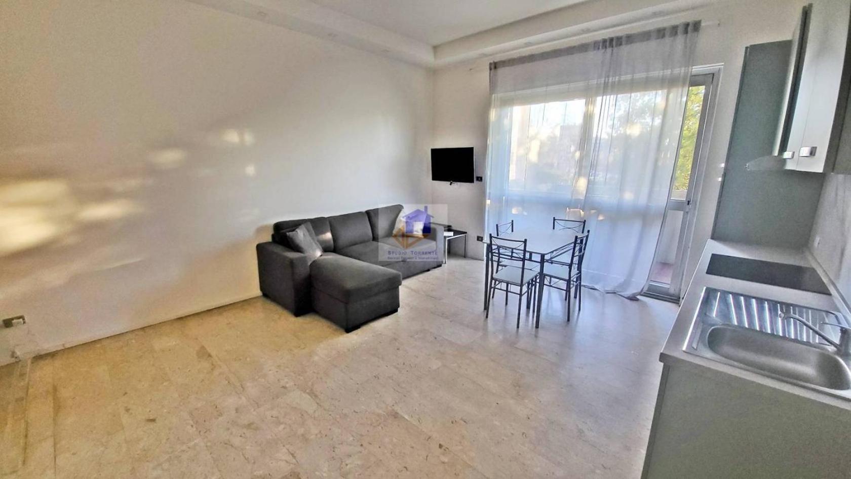 Toma Apartment Trilocale Moderno Per Max 6 Persone Milán Exterior foto