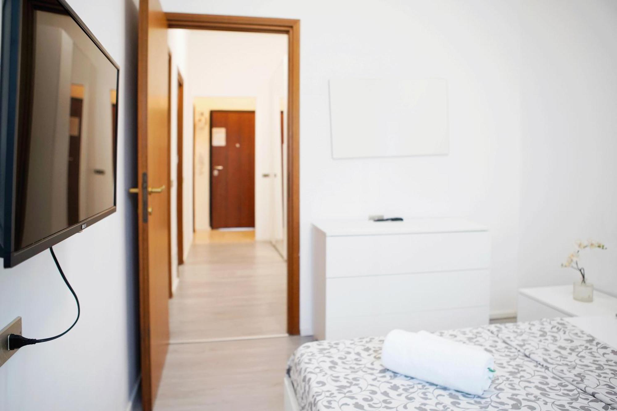 Toma Apartment Trilocale Moderno Per Max 6 Persone Milán Exterior foto